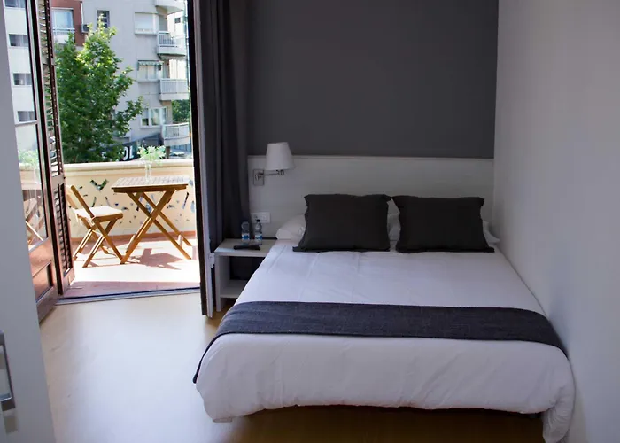 Guest house Hostalin Diputacion Barcelona
