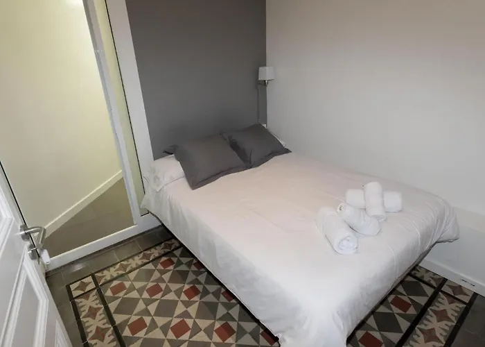 Hostalin Diputacion 2* Barcelona