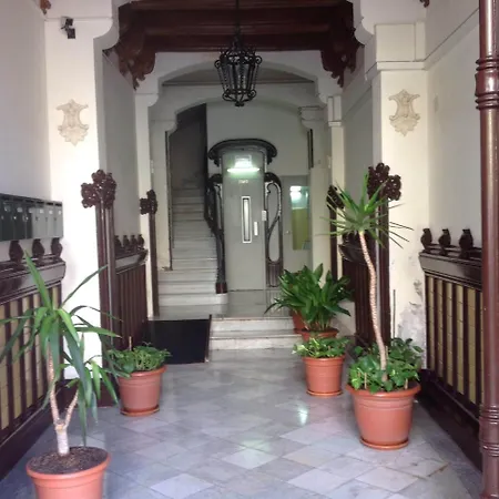 Hostalin Diputacion 2* Barcelona